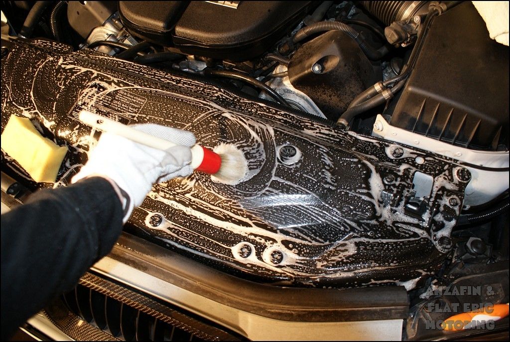 BMW E60 M5 A quick engine bay cleaning session Detailing World